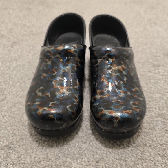 Dansko Multi Colored Leopard Print Comfort Clog Shoe Professional Size 39/8.5 - Picture 3 of 12